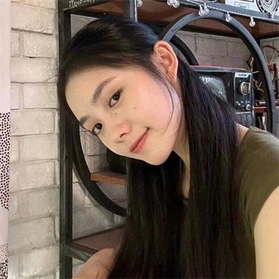 来自另一个星球的女孩 海报